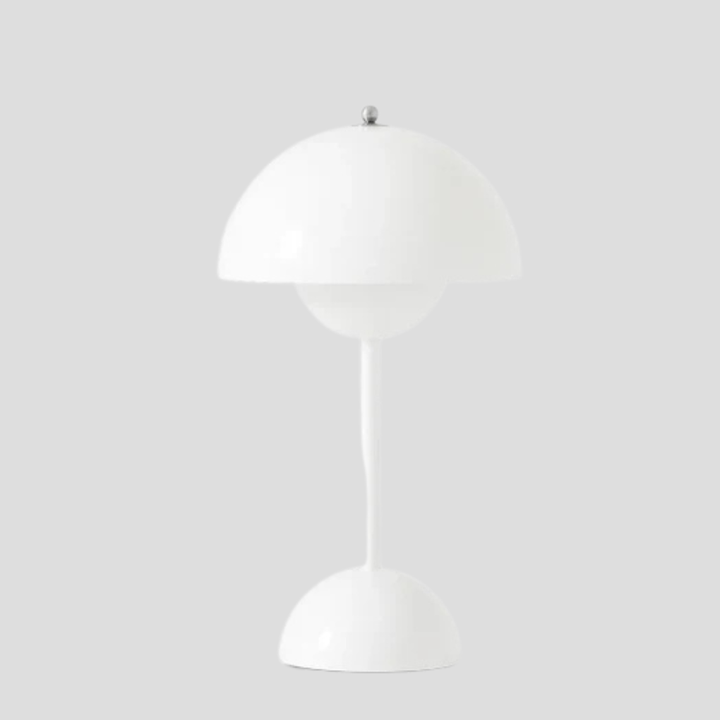 Draadloze metalen tafellamp