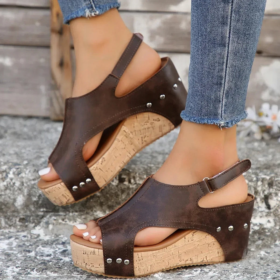 Peeptoe wedges met kruisstrik