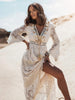 Liora – Bohemian Maxi Jurk met Kant en Elegante Flair Mouwen