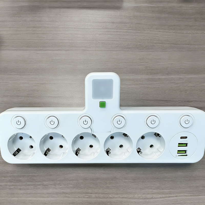 Stekkerdoos met USB en schakelaars | Meervoudige stekkerdoos overspanningsbeveiliging 2500 W