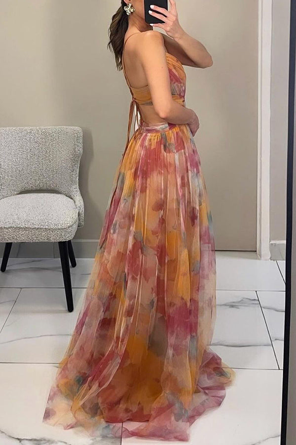 Robe longue femme multicolore à fines bretelles décolleté en V fluide
