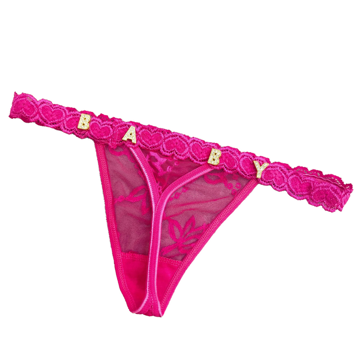 LaceFlair gepersonaliseerde kanten lingerie met kristallen letters