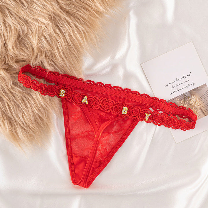 LaceFlair gepersonaliseerde kanten lingerie met kristallen letters