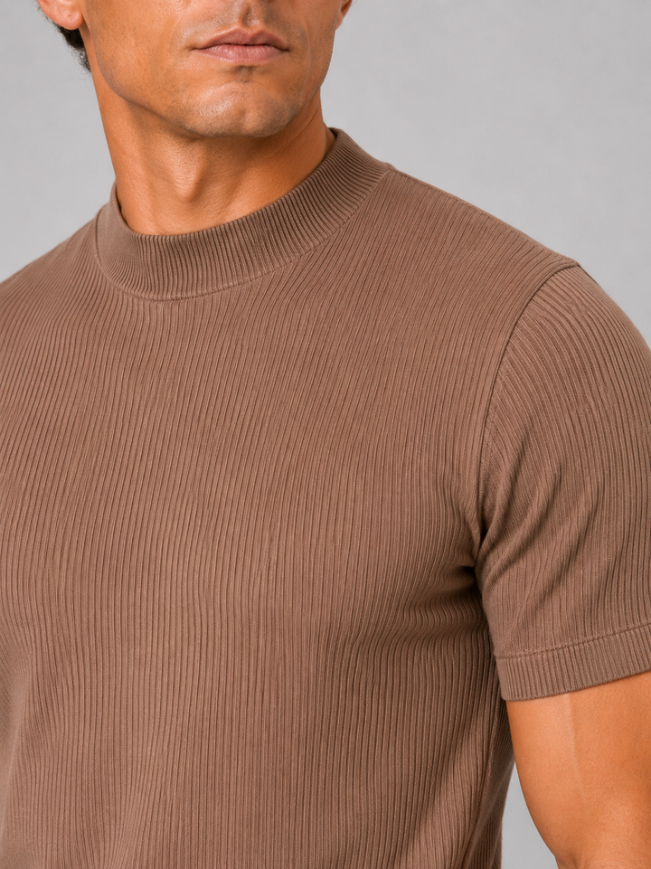 Heren-rib-T-shirt met opstaande kraag – getailleerde stretch top met korte mouwen