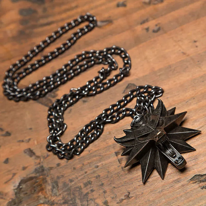 Roestvrijstalen ketting met wolfmedaillon – WolfCharm