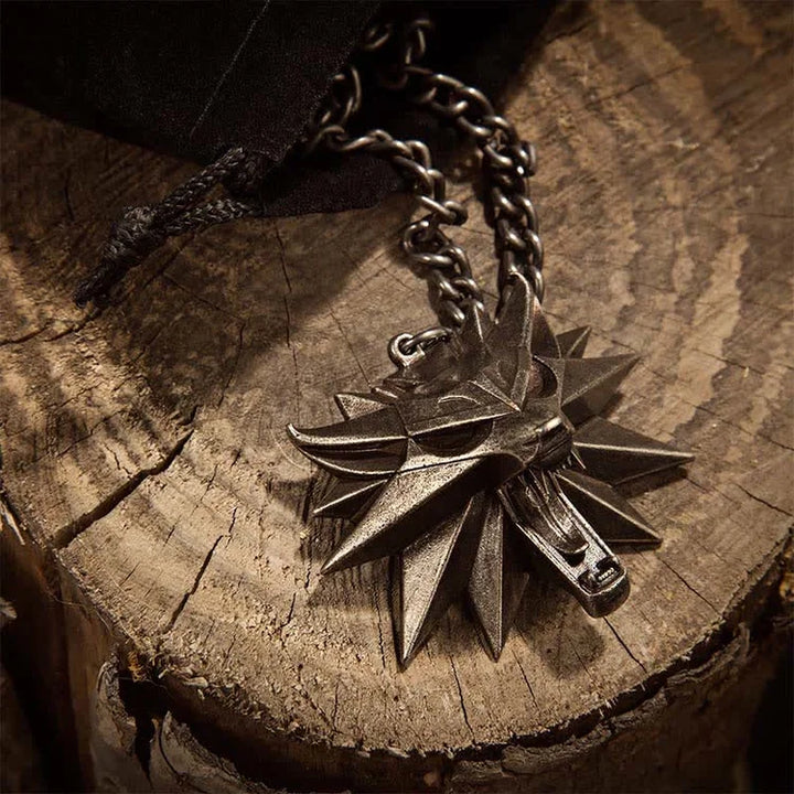 Roestvrijstalen ketting met wolfmedaillon – WolfCharm