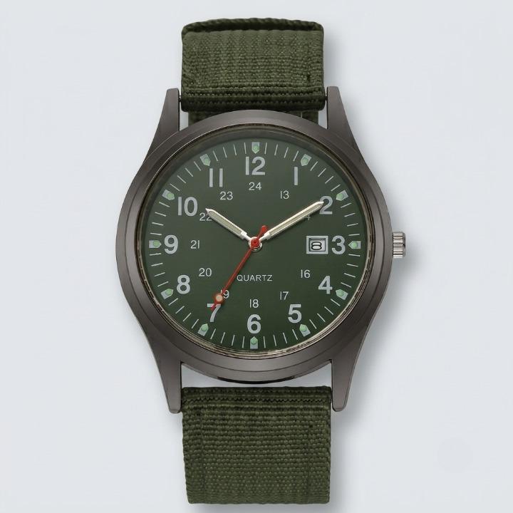 Militair horloge met nylon band – waterdicht, schokbestendig, met lichtgevende wijzers