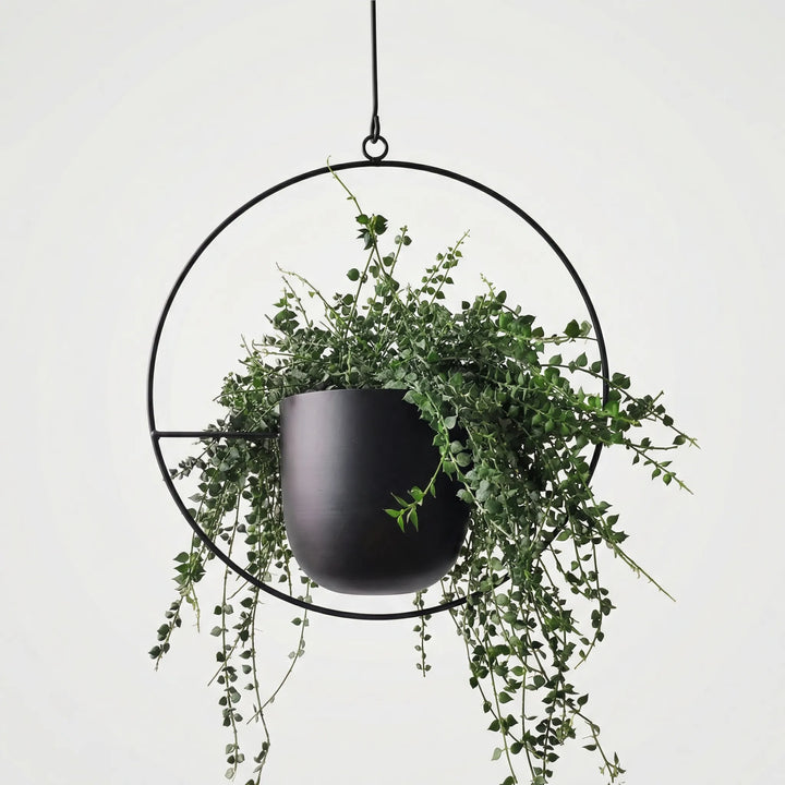 Hangende bloempot met geometrisch frame – Floraveil