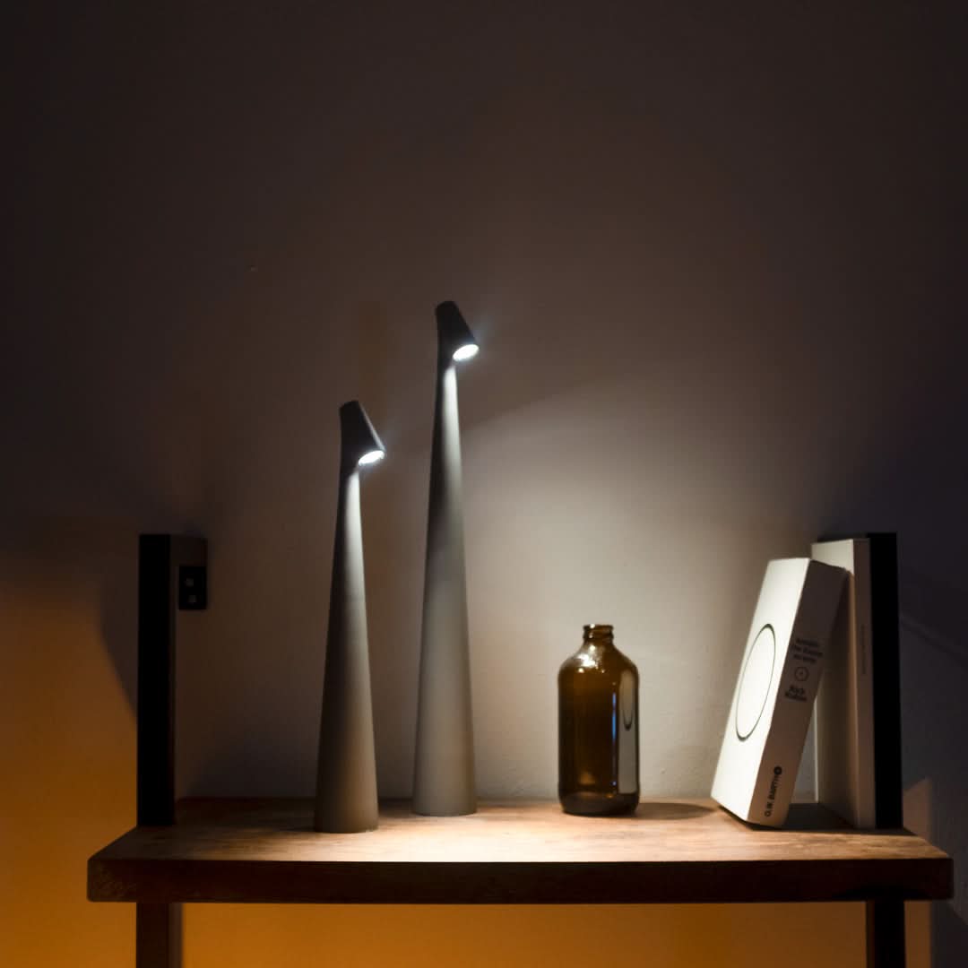 Draadloze design-ledtafellamp met 3-staps touchdimmer