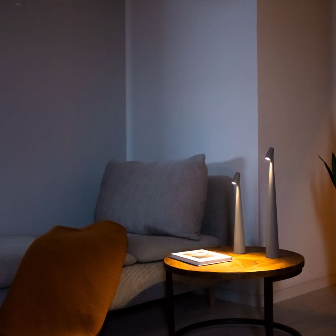 Draadloze design-ledtafellamp met 3-staps touchdimmer