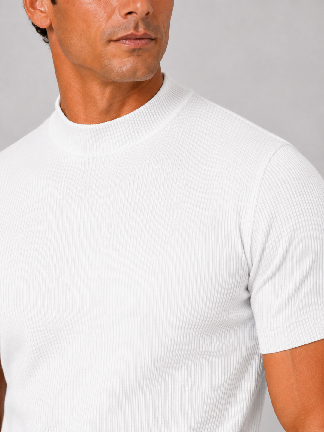 Heren-rib-T-shirt met opstaande kraag – getailleerde stretch top met korte mouwen