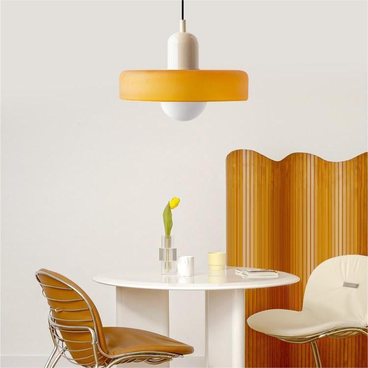 Bauhaus-hanglamp van gekleurd glas