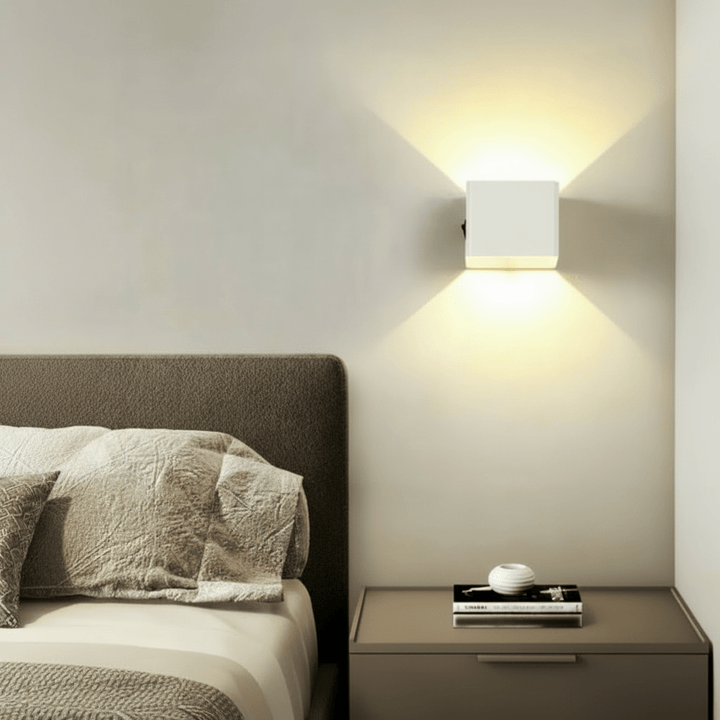 Snoerloze oplaadbare LED-wandlamp met verstelbare stralingshoek