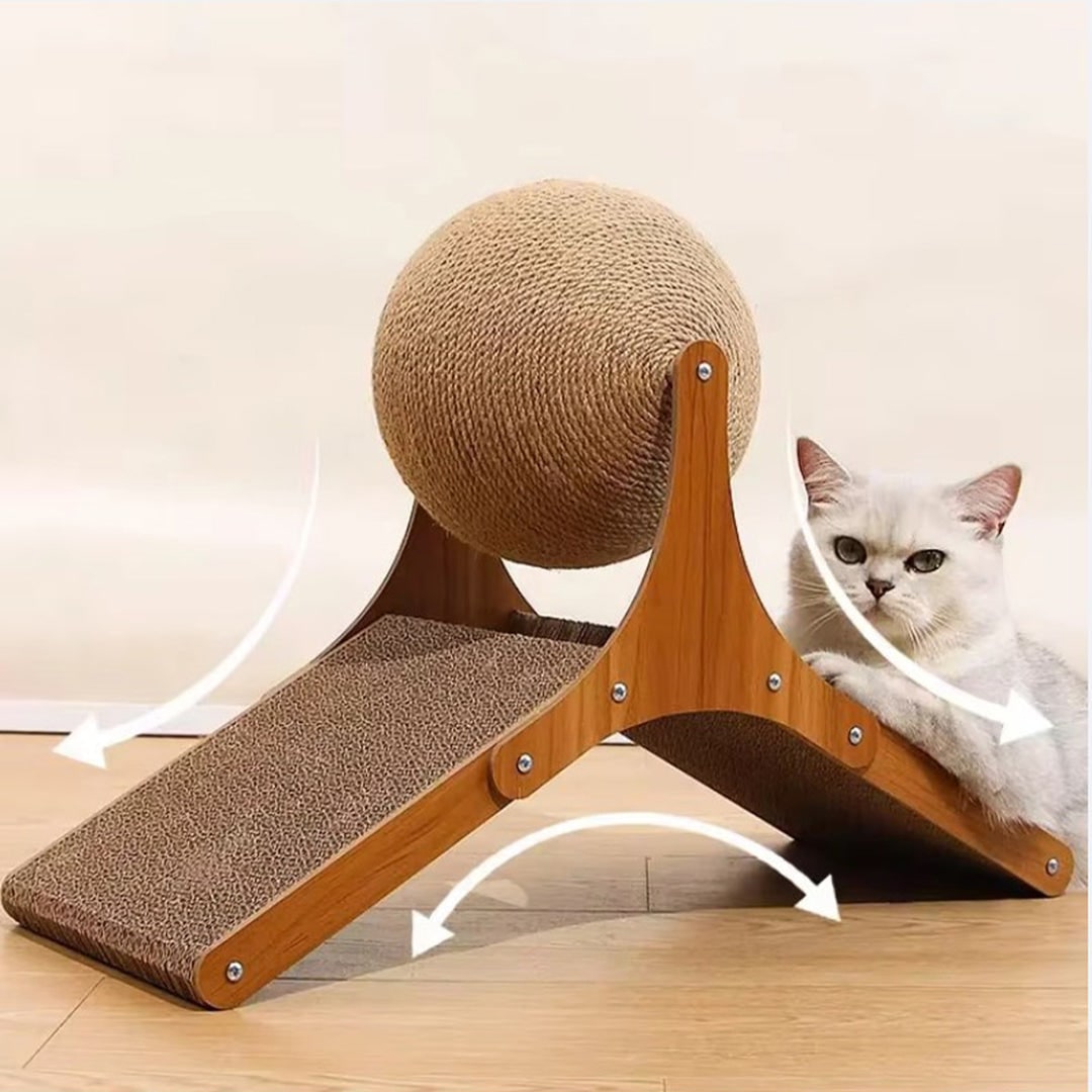 Krabpaalbal voor katten met kartonnen helling en draaiend sisalspeeltje met voet