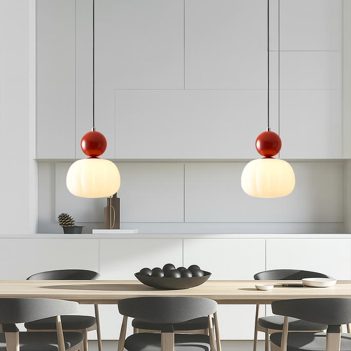 Plafondlamp modern hanglamp met doorschijnende kap en bolvormig accent, diffuse verlichting