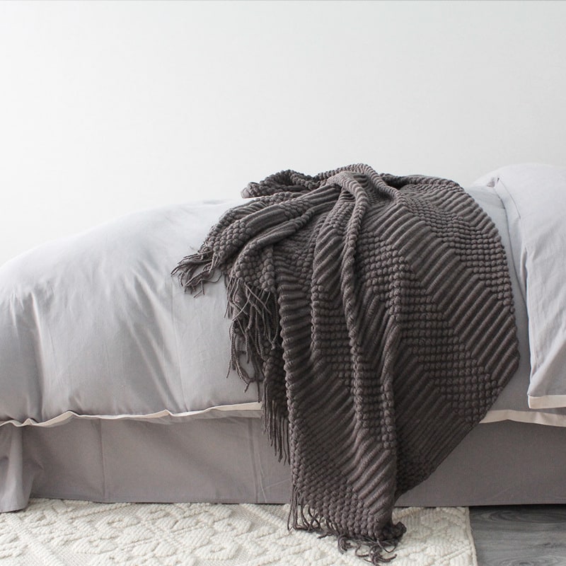 Grof gebreide plaid met franjes, popcorntextuur, superzacht polyester, bankformaat 127x170cm