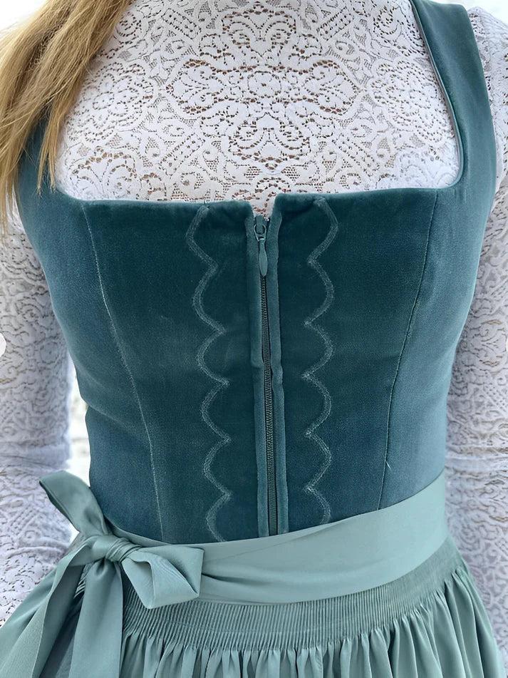 Traditionele midi-dirndljurk voor dames met schort