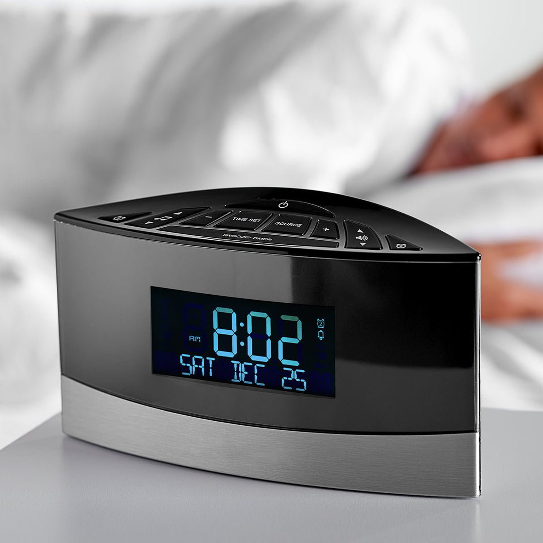 Digitale wekkerradio met fm en geluidsmachine voor naast het bed met kalenderweergave
