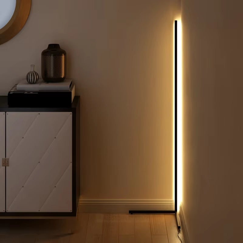 Dimbare LED-hoekstaanlamp met afstandsbediening