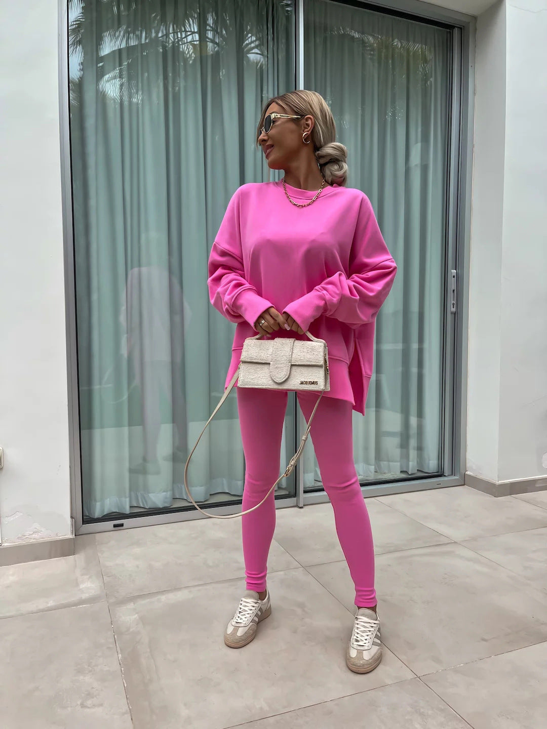 Comfortabele Dames Set met Split Top en Strakke Broek
