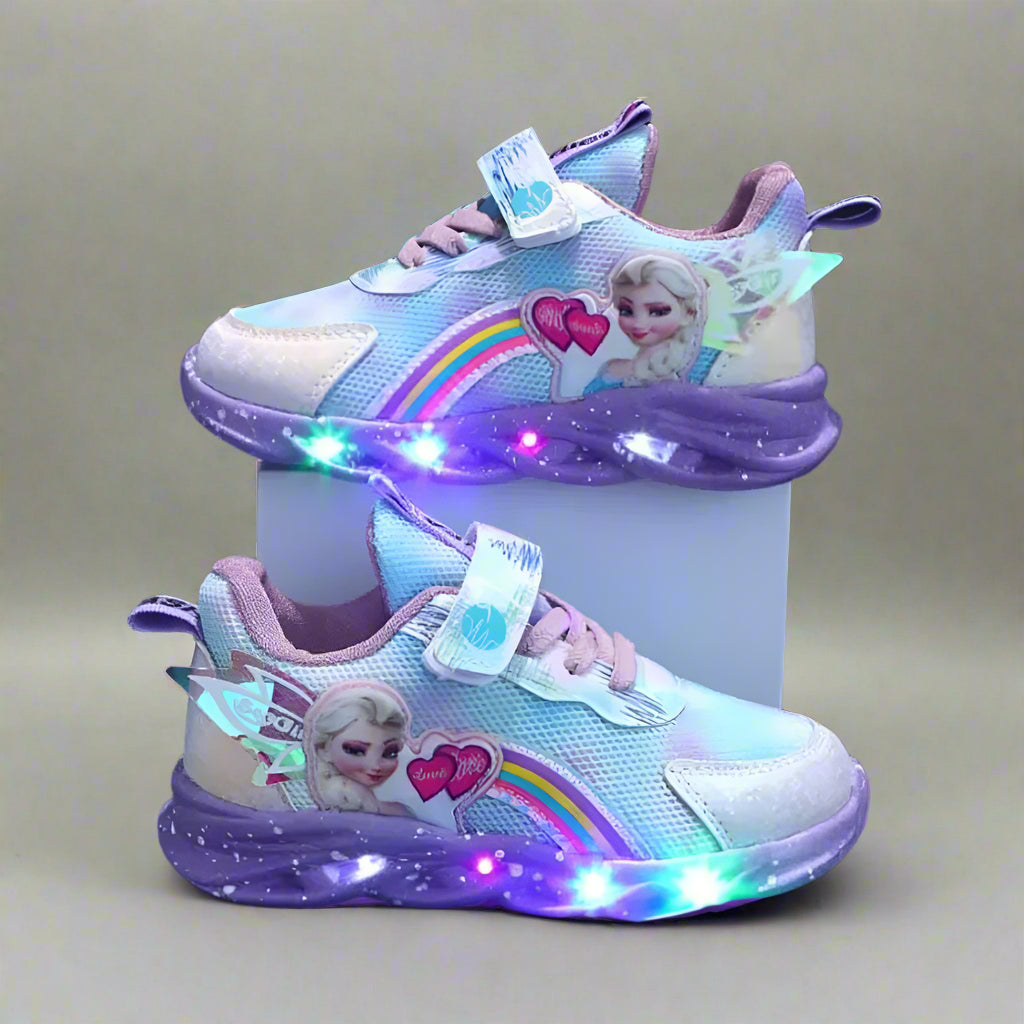 Kleurrijke oplichtende kindersneakers