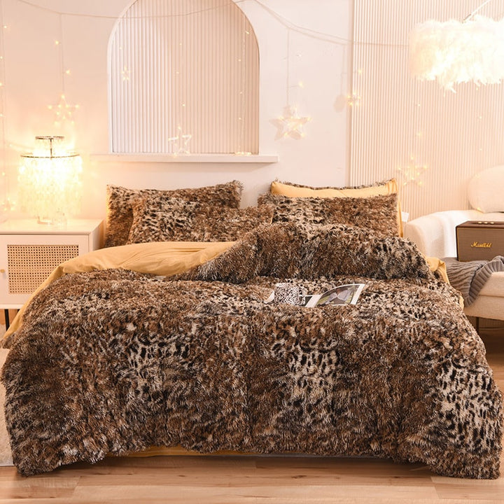 Pluizige langharige dekbedovertrek van zachte nepbont en beddenset voor kingsize daybed sprei