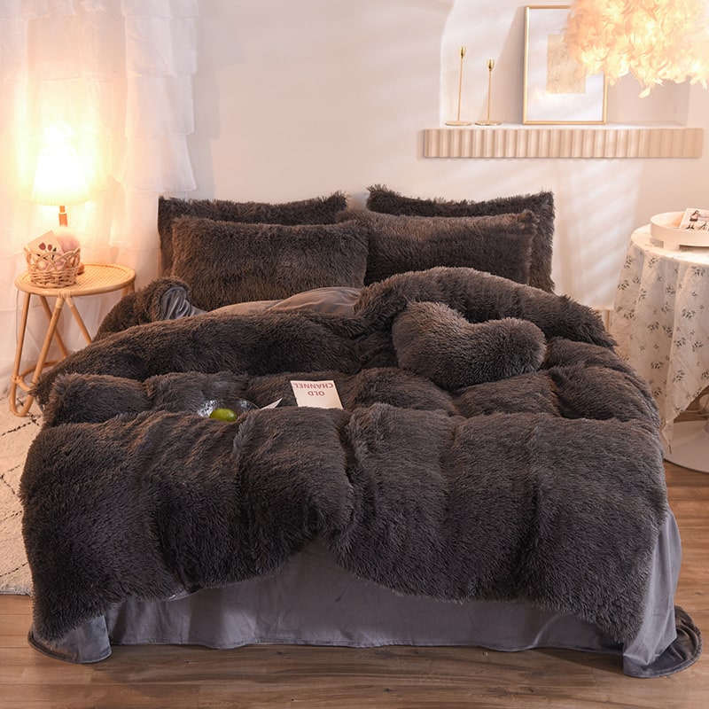 Pluizige langharige dekbedovertrek van zachte nepbont en beddenset voor kingsize daybed sprei