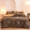 Pluizige langharige dekbedovertrek van zachte nepbont en beddenset voor kingsize daybed sprei