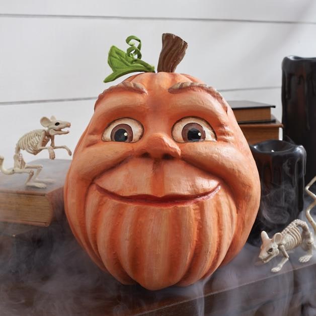 Halloween pompoendecoratie en uitsnijrekwisieten met expressieve gezichten voor voordeurdecoratie