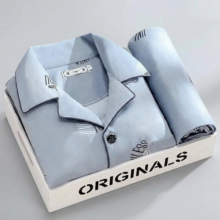 Pyjama set met overhemd en knoopsluiting