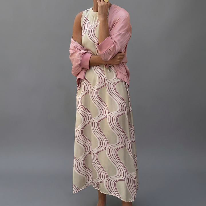 Dames Jurk met Cape en Elegantie