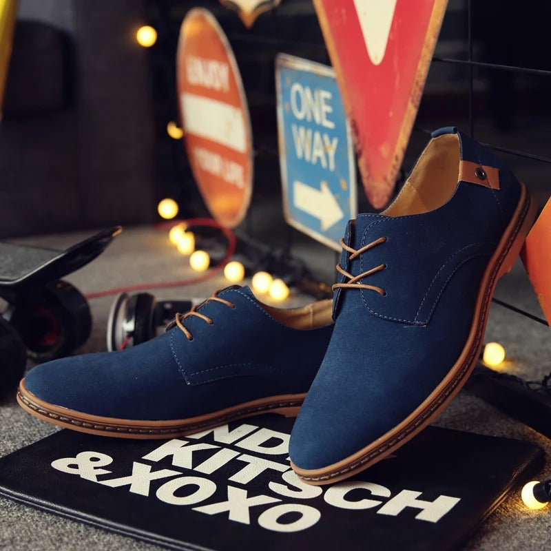 Ellison – Herenschoenen van Suède met Klassieke Britse Allure