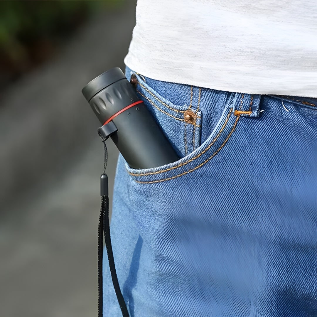 Monoculaire telescoop zakformaat draagbaar met smartphone-adapter en matzwarte afwerking compact