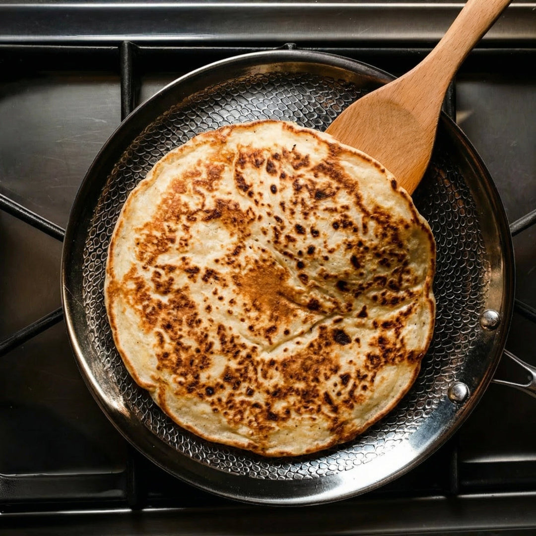 Handgehamerde titanium crêpepan, PFAS-vrij