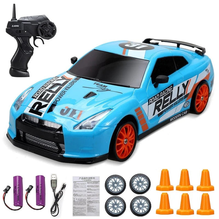 RC driftauto met afstandsbediening, LED-koplampen, reservewielen en verkeerskegels