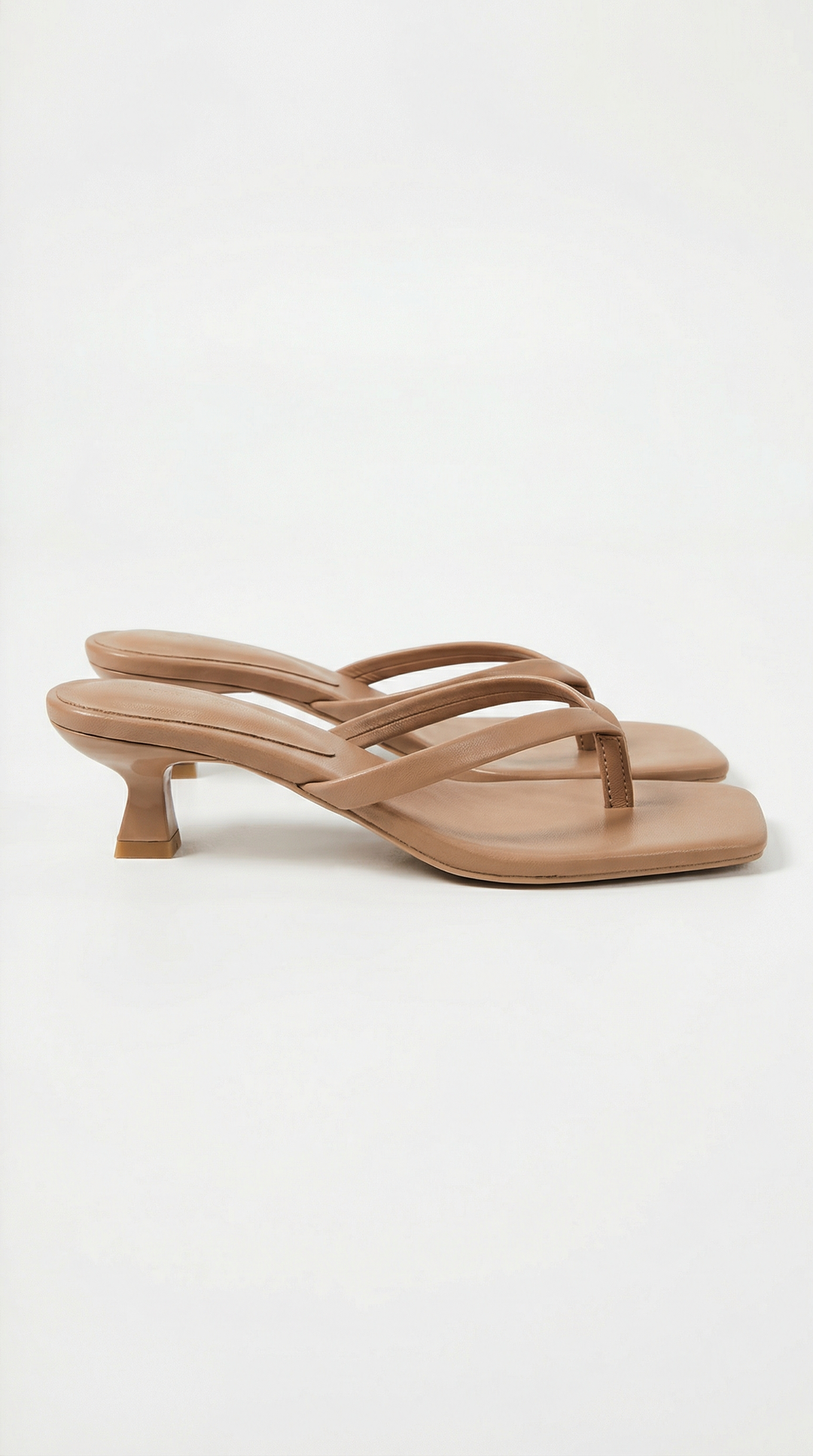 Teenslippers met hak – casual zomersandalen voor dames