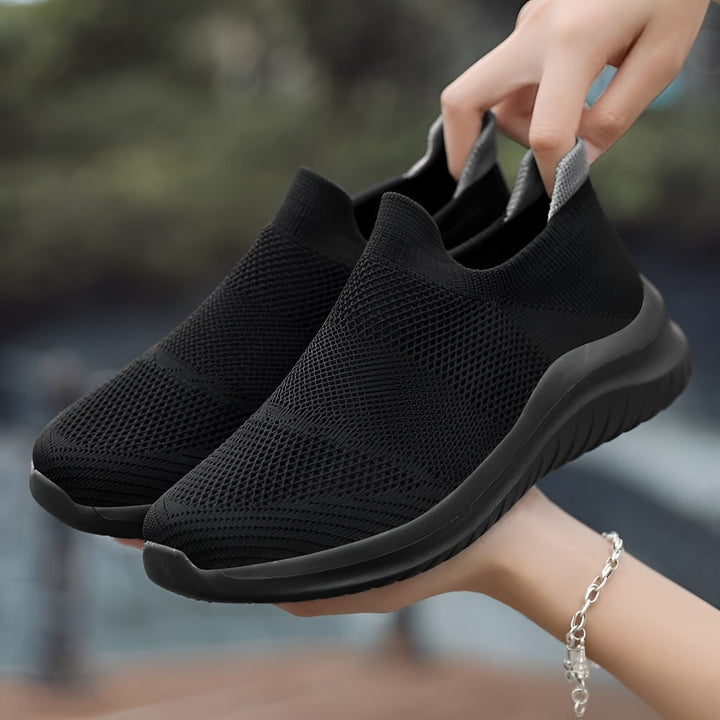 Instapsneakers voor dames met gebreid mesh bovenwerk en gevoerde schuimzool om te wandelen