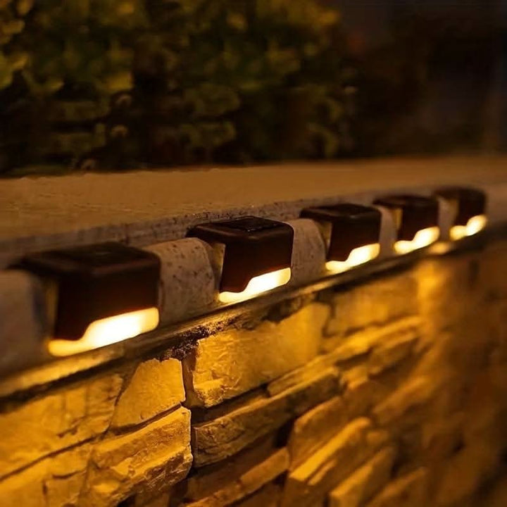 Solar LED-buitenverlichting voor pad, hek en terras met trapmontage