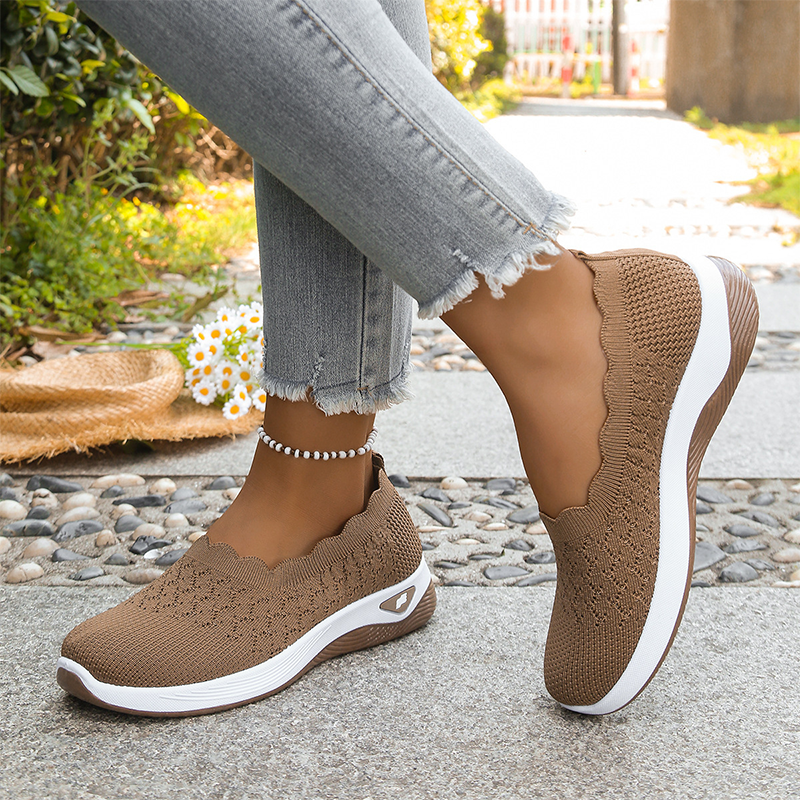 Lichte, ademende, orthopedische wandelschoenen