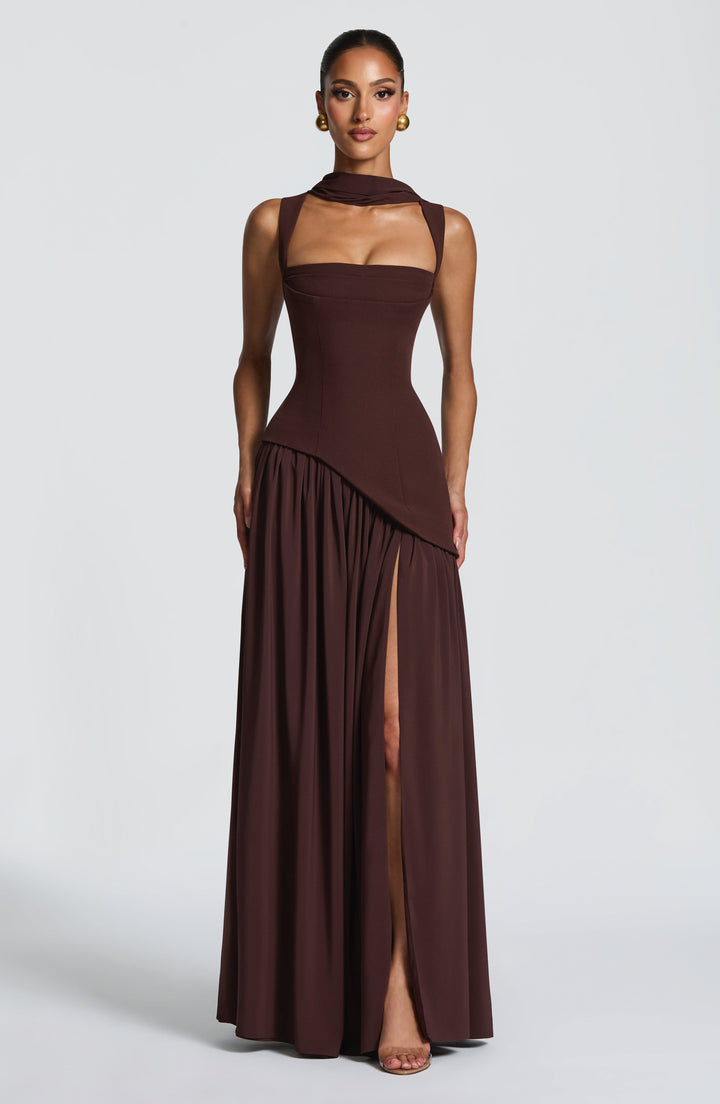 Vloeiende chiffon maxi-jurk met veterdetail op de rug
