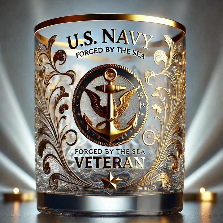 Whiskyglas tumbler goudkleurig filigraan embleem veteraan kristalhelder