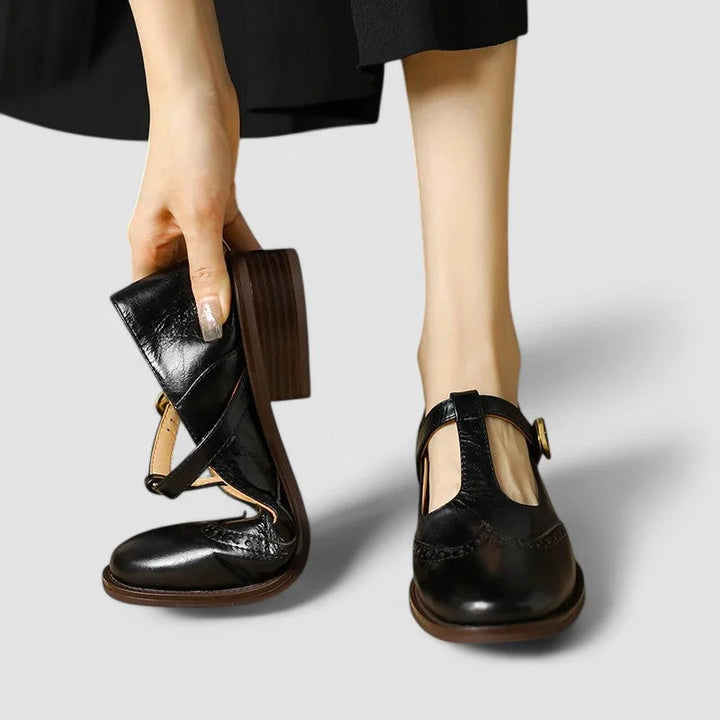 Leren Mary Jane-schoenen met T-bandje en gesp