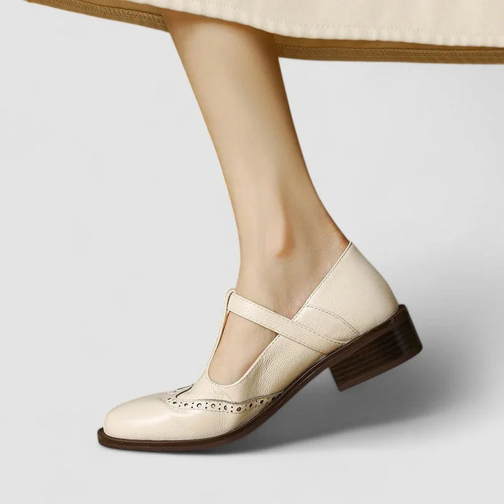 Leren Mary Jane-schoenen met T-bandje en gesp